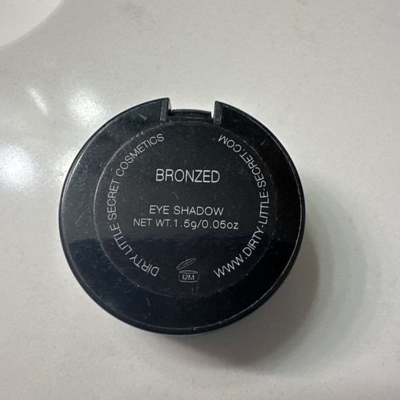 Dirty Little Secret Bronzed Eyeshafow - Picture 3 of 3